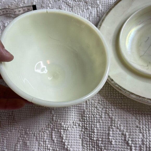 Northwood - Grape & Gothic Arches - Pearlized Covered Butter Dish - Picture 4 of 8